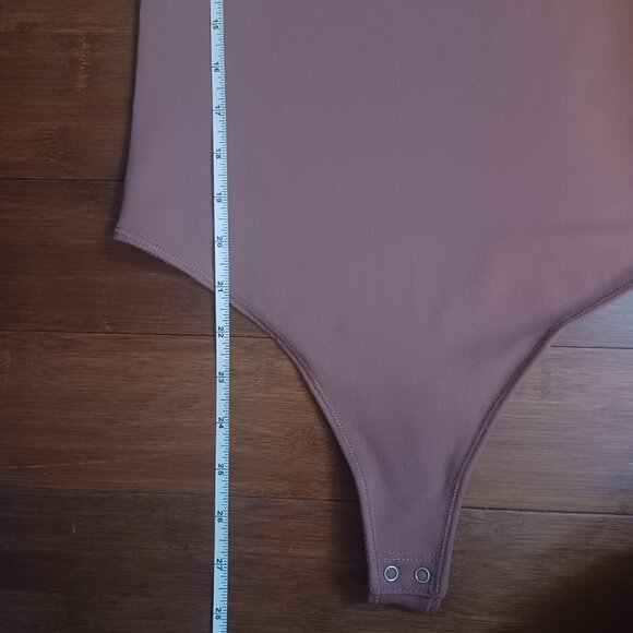 Abercrombie & Fitch mockneck bodysuit - Picture 14 of 15